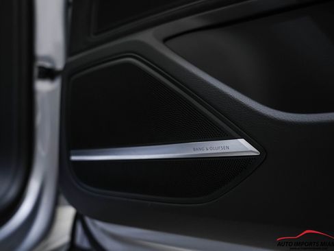 Used 2022 Audi A8 L 3.0T w/ Executive Package image 54