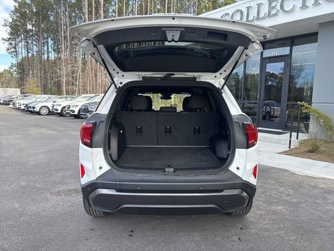 Used 2025 GMC Terrain Elevation AWD/4WD image 16