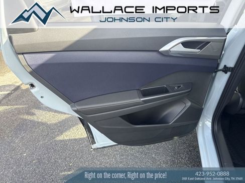 New 2026 Volkswagen Taos SEL image 26