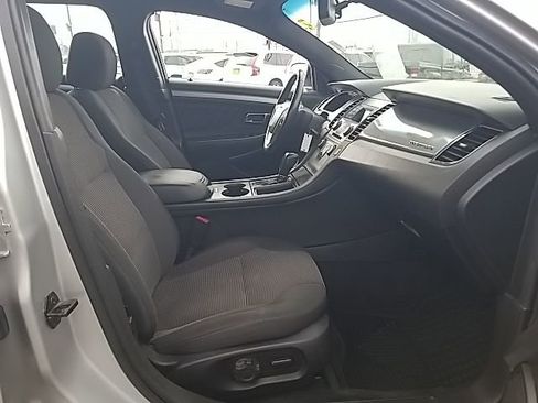 Used 2018 Ford Taurus SEL image 31