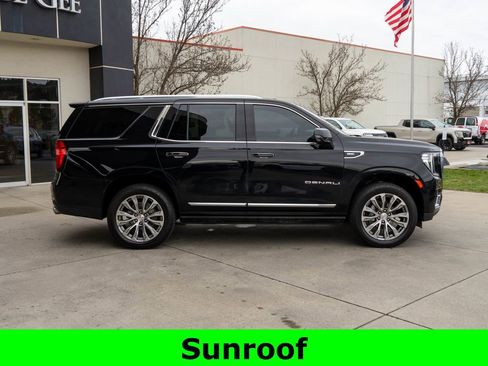 Used 2021 GMC Yukon Denali w/ Denali Ultimate Package AWD/4WD image 8