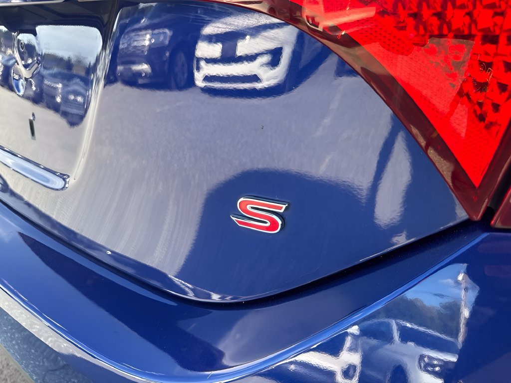 Used 2015 Toyota Corolla S FWD image 9