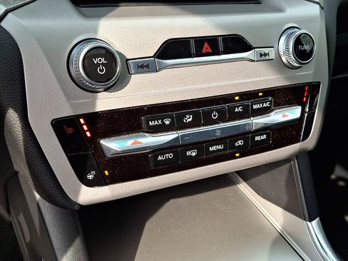 Certified 2023 Ford Explorer Timberline w/ Timberline Technology Package AWD/4WD image 18