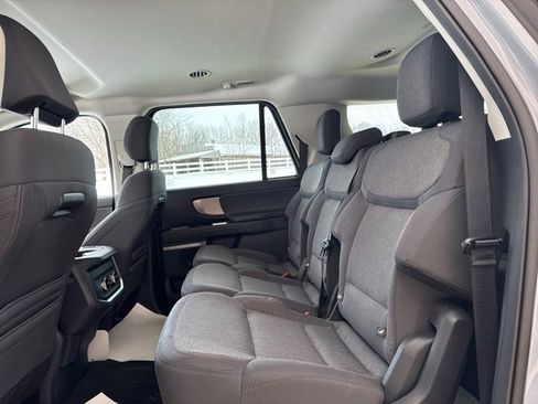 Used 2025 Ford Expedition Max Active image 10