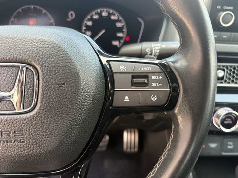 Used 2025 Honda Civic Sport image 17