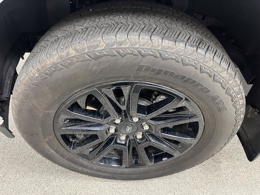 Used 2025 Ford F150 Platinum w/ FX4 Off-Road Package AWD/4WD image 15