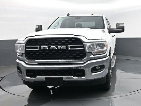 Used 2024 RAM 2500 Big Horn AWD/4WD image 20