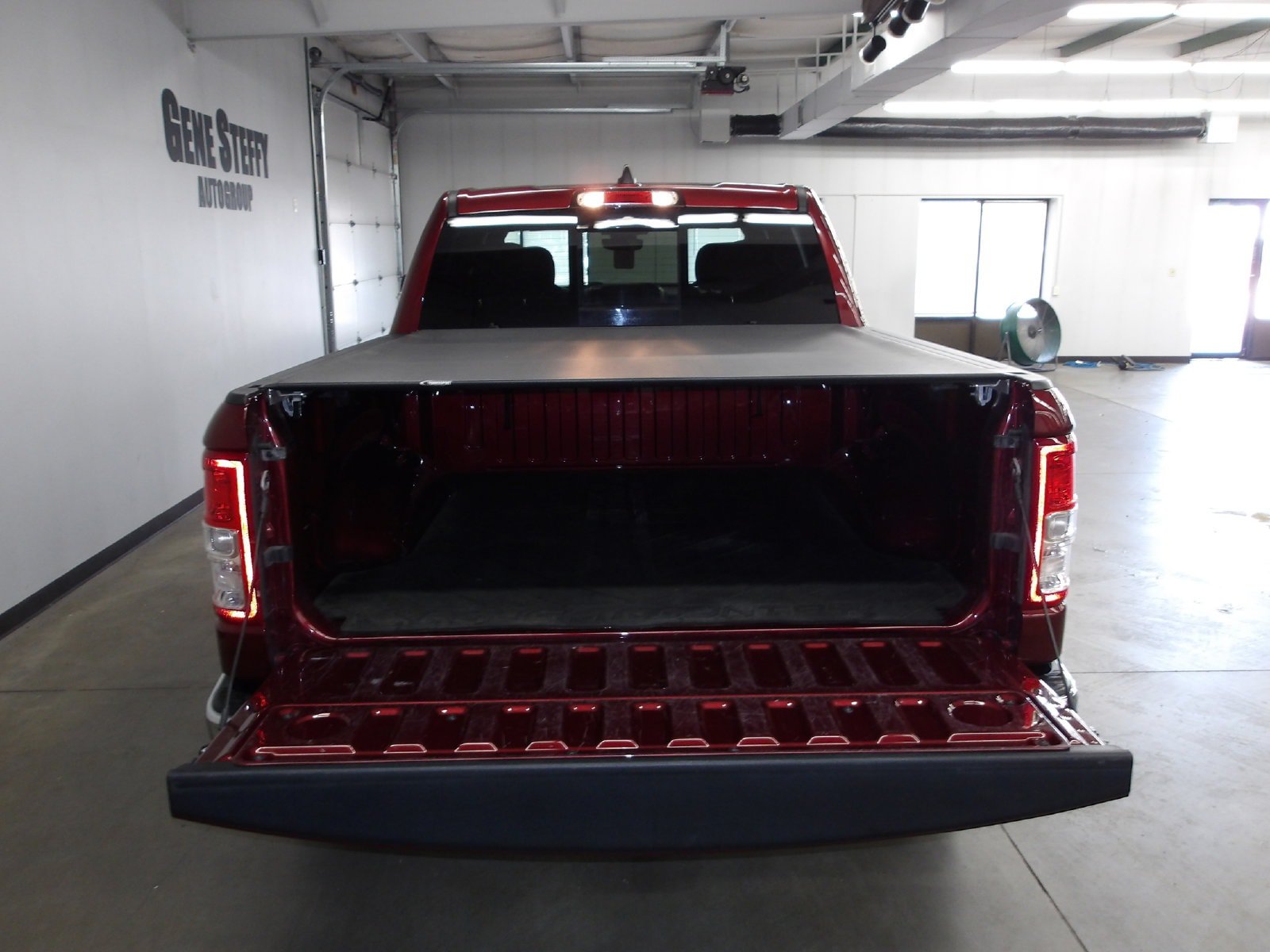 Used 2023 RAM 1500 Big Horn AWD/4WD image 19