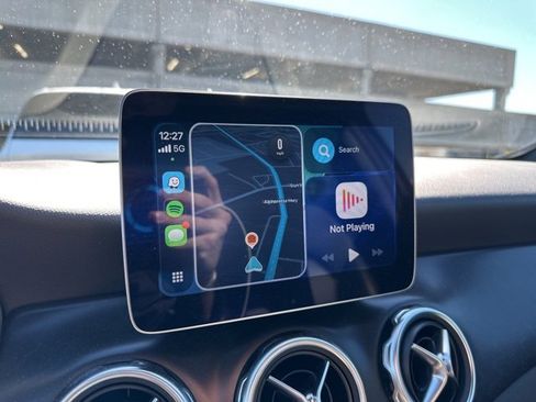 Used 2020 Mercedes-Benz GLA 250 4MATIC image 11