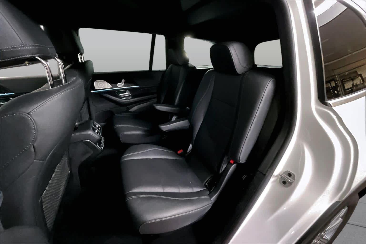 Used 2023 Mercedes-Benz GLS 450 4MATIC image 21