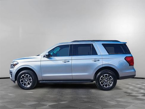 Used 2022 Ford Expedition XLT RWD image 6