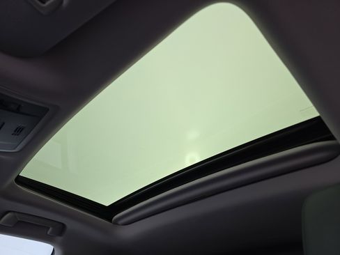 Used 2022 Lexus RX 450hL AWD w/ Premium Package image 31