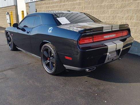 Used 2013 Dodge Challenger SRT8 RWD image 29