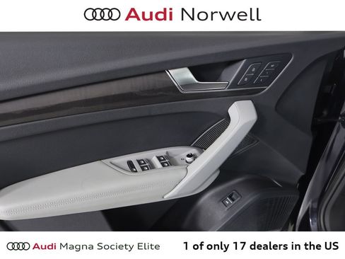 Used 2018 Audi Q5 Prestige w/ Prestige Package AWD/4WD image 21