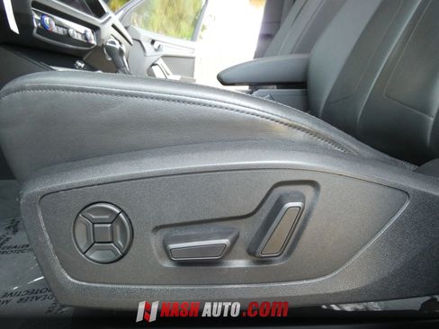 Used 2020 Audi Q3 2.0T Premium AWD/4WD image 48