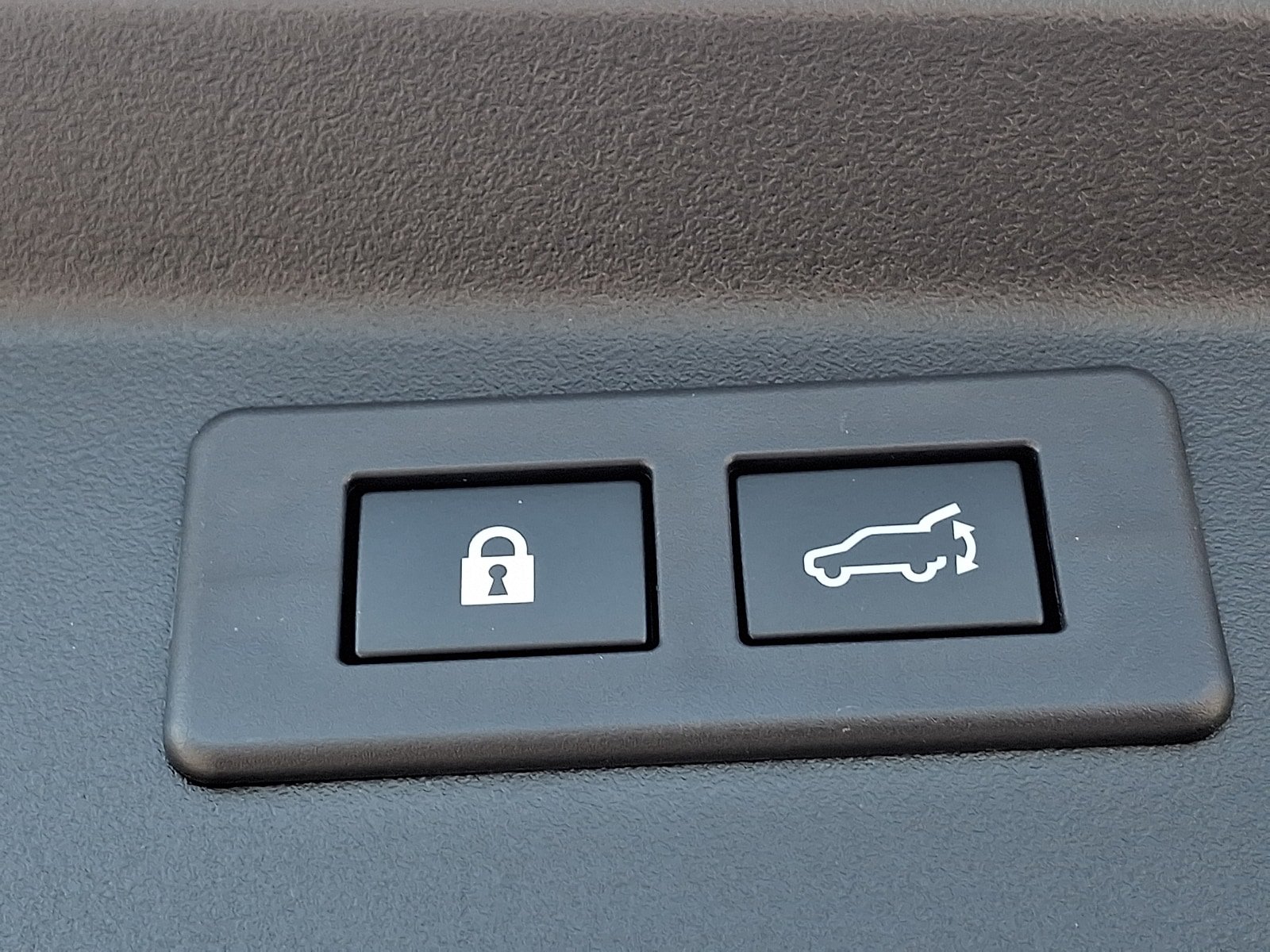 Certified 2026 Subaru Outback Premium AWD/4WD image 31
