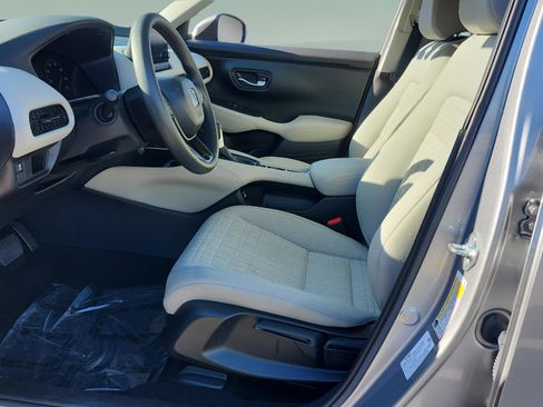 Certified 2023 Honda HR-V LX image 9