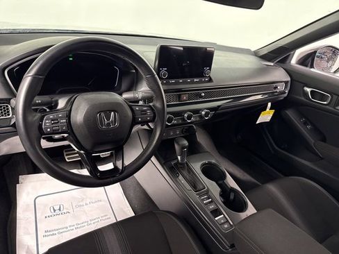 Used 2025 Honda Civic Sport image 15