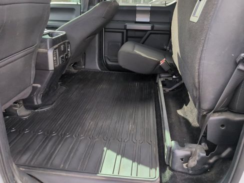 Used 2017 Ford F150 XLT w/ Equipment Group 302A Luxury image 23