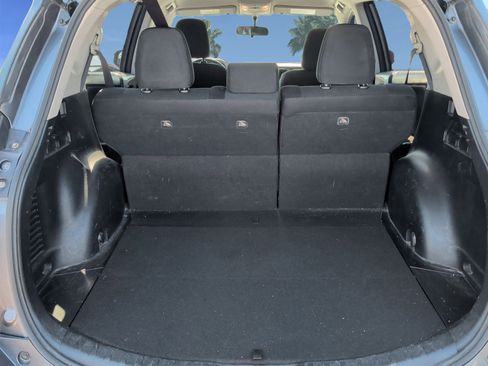 Used 2016 Toyota RAV4 LE FWD image 26