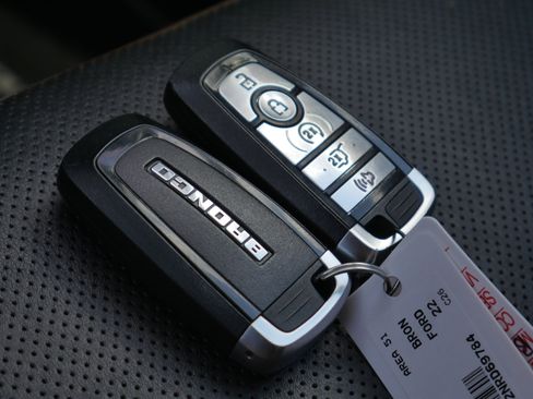 Certified 2022 Ford Bronco Sport Badlands w/ Premium Package image 35