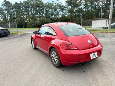 Used 2014 Volkswagen Beetle 2.5 FWD image 3