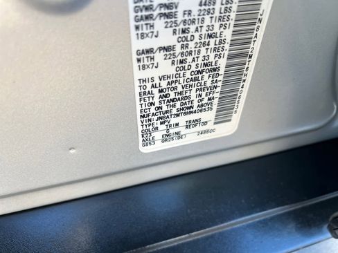 Used 2017 Nissan Rogue SL w/ SL Premium Package image 16