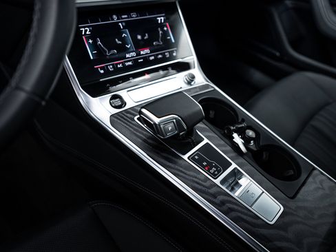 Certified 2025 Audi A6 Premium Plus w/ Premium Plus Package image 11