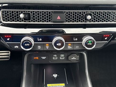 Certified 2024 Honda Civic Sport Touring image 32