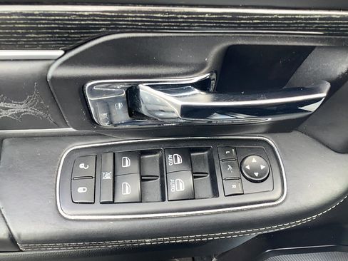 Certified 2016 RAM 1500 Limited image 11