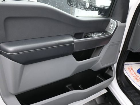 Used 2025 Ford F250 XLT w/ FX4 Off-Road Package image 3