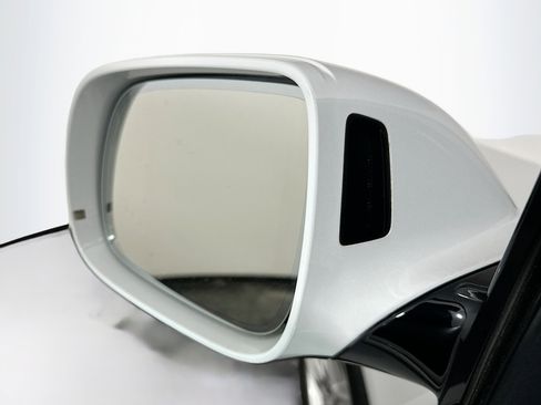 Used 2016 Audi Q5 2.0T Premium Plus w/ Technology Package image 16