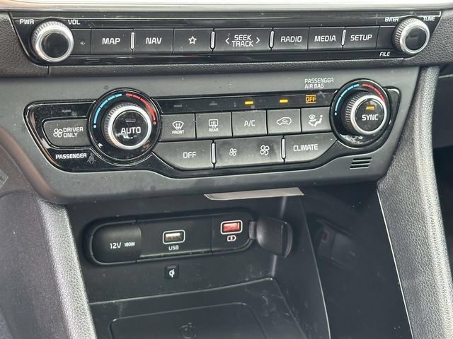 Used 2022 Kia Niro EX Premium FWD image 22