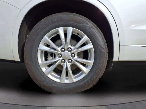 Used 2023 Cadillac XT6 Luxury w/ LPO, Floor Liner Package FWD image 20