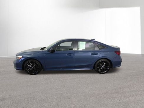 Used 2025 Honda Civic Sport image 13