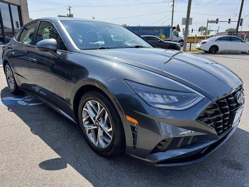 Used 2023 Hyundai Sonata SEL w/ Cargo Package FWD image 3