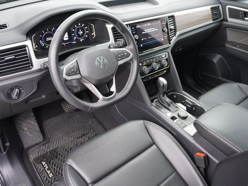 Used 2022 Volkswagen Atlas SEL image 10