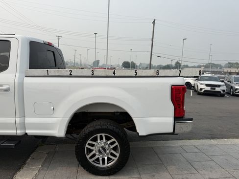 Used 2018 Ford F250 Lariat w/ Lariat Ultimate Package AWD/4WD image 10