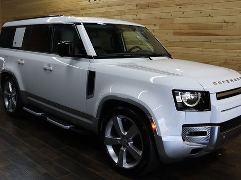 Used 2023 Land Rover Defender 130 First Edition AWD/4WD image 2