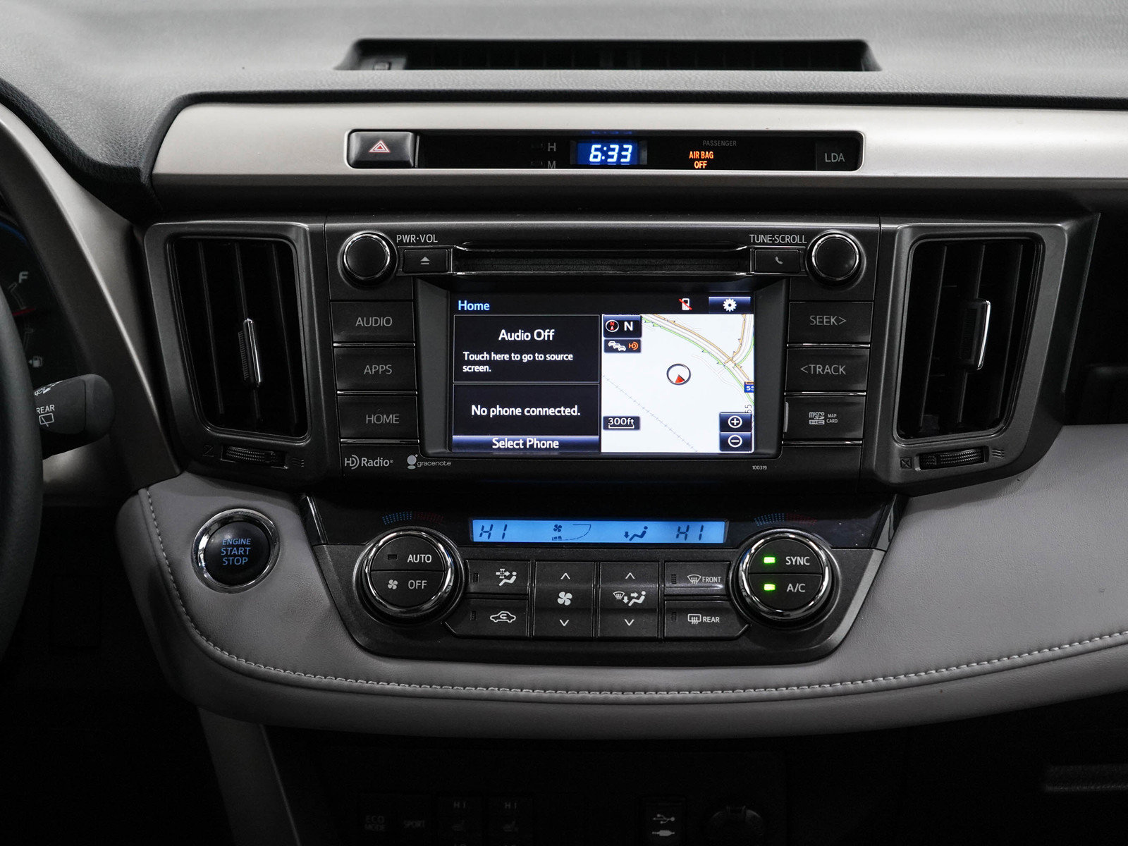 Used 2015 Toyota RAV4 Limited w/ Technology Package AWD/4WD image 15