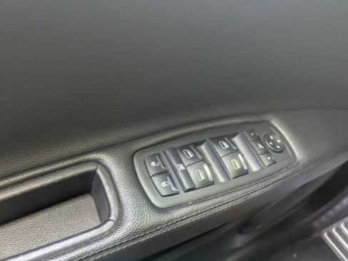 Used 2020 Maserati Ghibli S Q4 AWD/4WD image 30