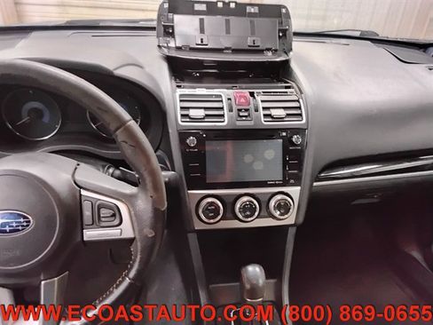 Used 2016 Subaru Crosstrek Touring AWD/4WD image 12