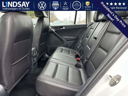 Used 2016 Volkswagen Tiguan S image 13