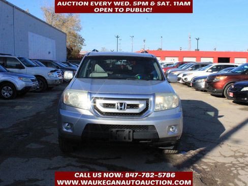 Used 2010 Honda Pilot Touring image 2