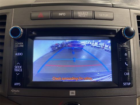 Used 2013 Toyota Venza LE image 15