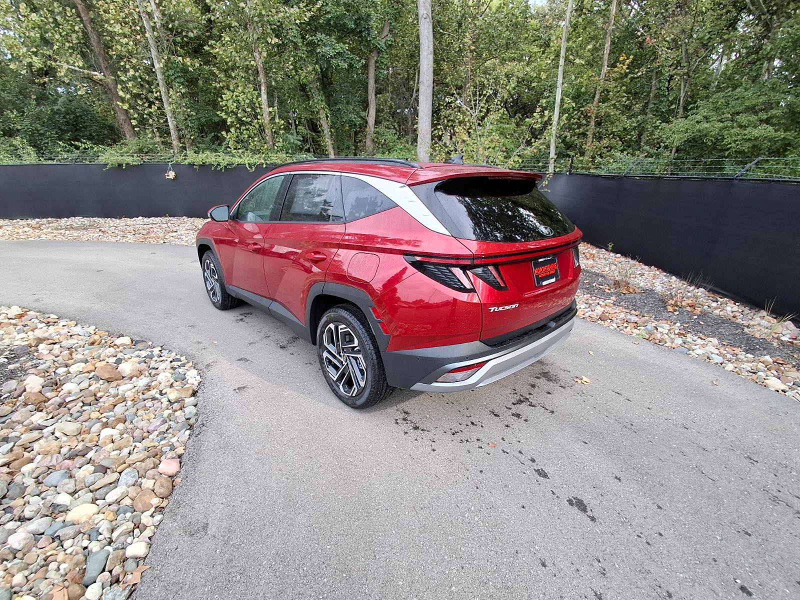 New 2026 Hyundai Tucson Limited AWD/4WD image 3