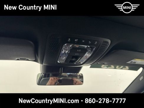 Used 2025 Mercedes-Benz GLA 35 AMG 4MATIC image 34