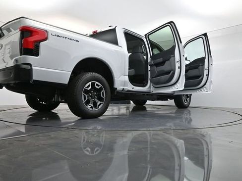 New 2024 Ford F150 Lightning Pro w/ Tow Technology Package image 40