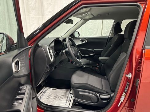 Used 2024 Kia Soul LX w/ Option Group 015 image 10