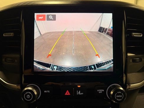 Used 2025 RAM 1500 Big Horn RWD image 20